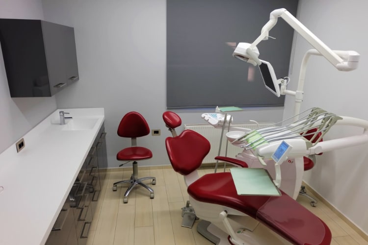 mavrogenis dental clinic pic 0003